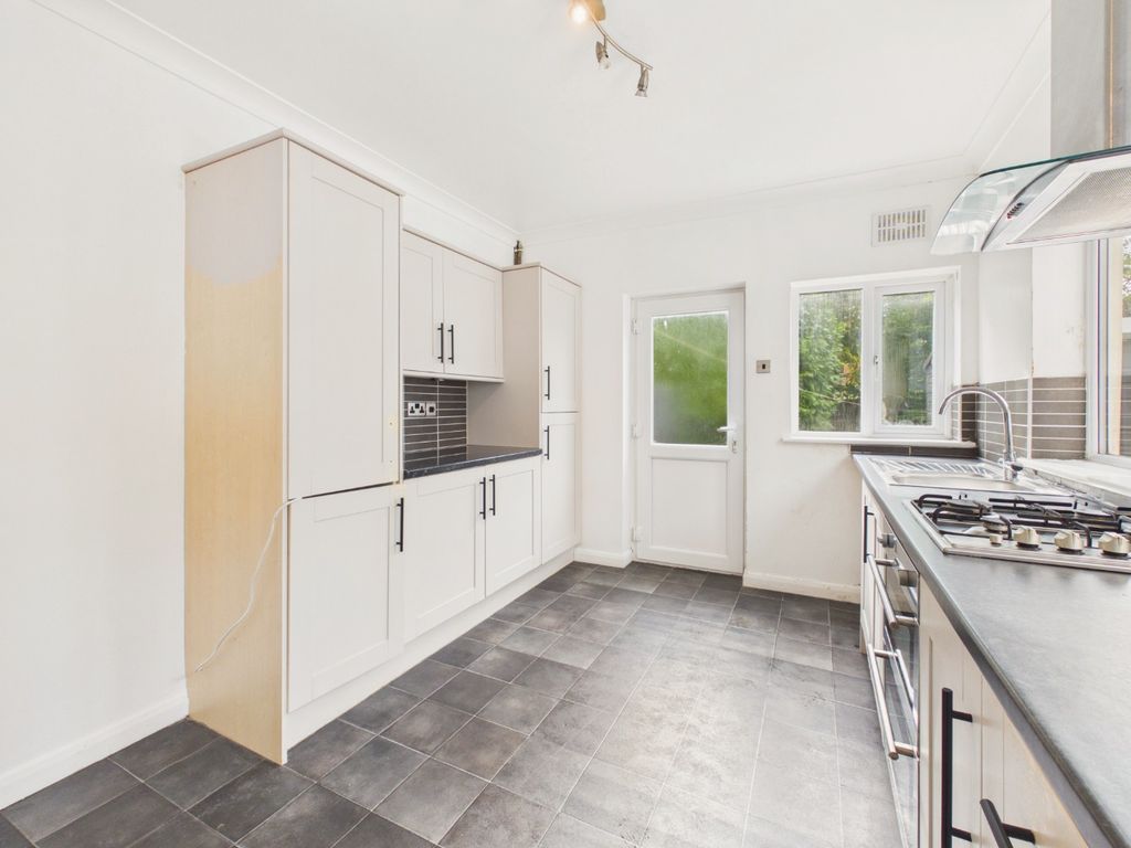Property photo 3 of 21 5279644