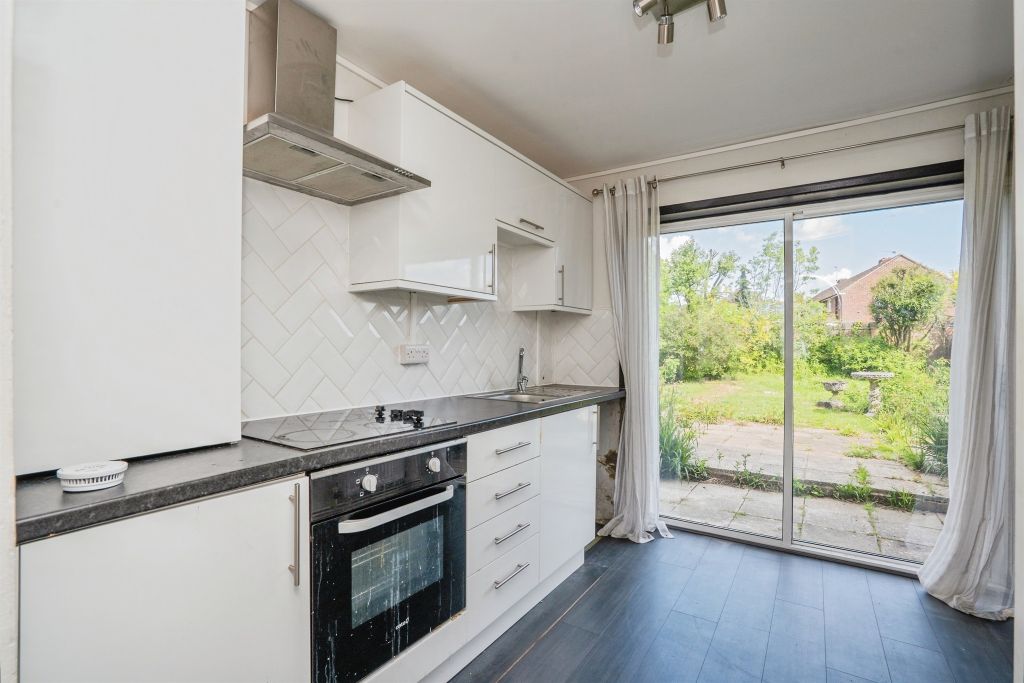 Property photo 2 of 18