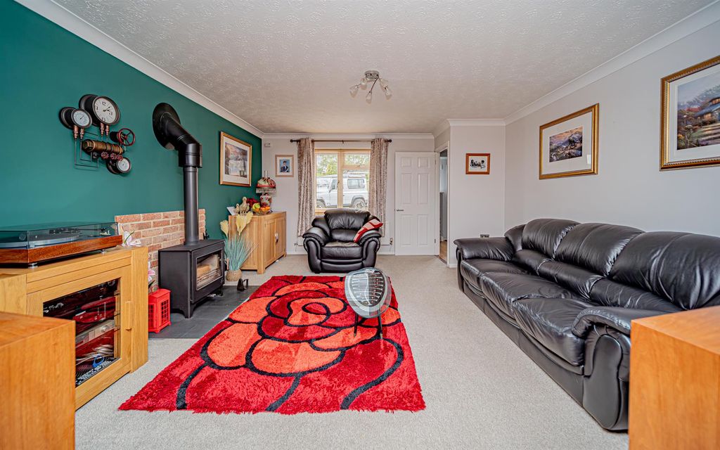 Property photo 3 of 20 P1054412-Enhanced-Nr.Jpg