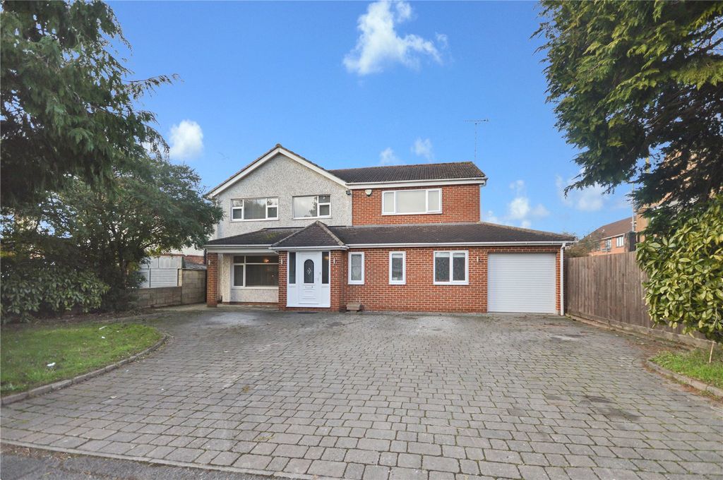 Property photo 1 of 20 Front