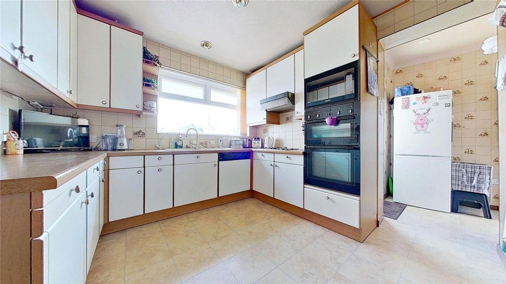 Property photo 3 of 14 Picture No. 09