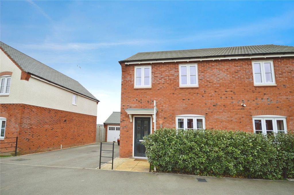 Property photo 1 of 16 Front