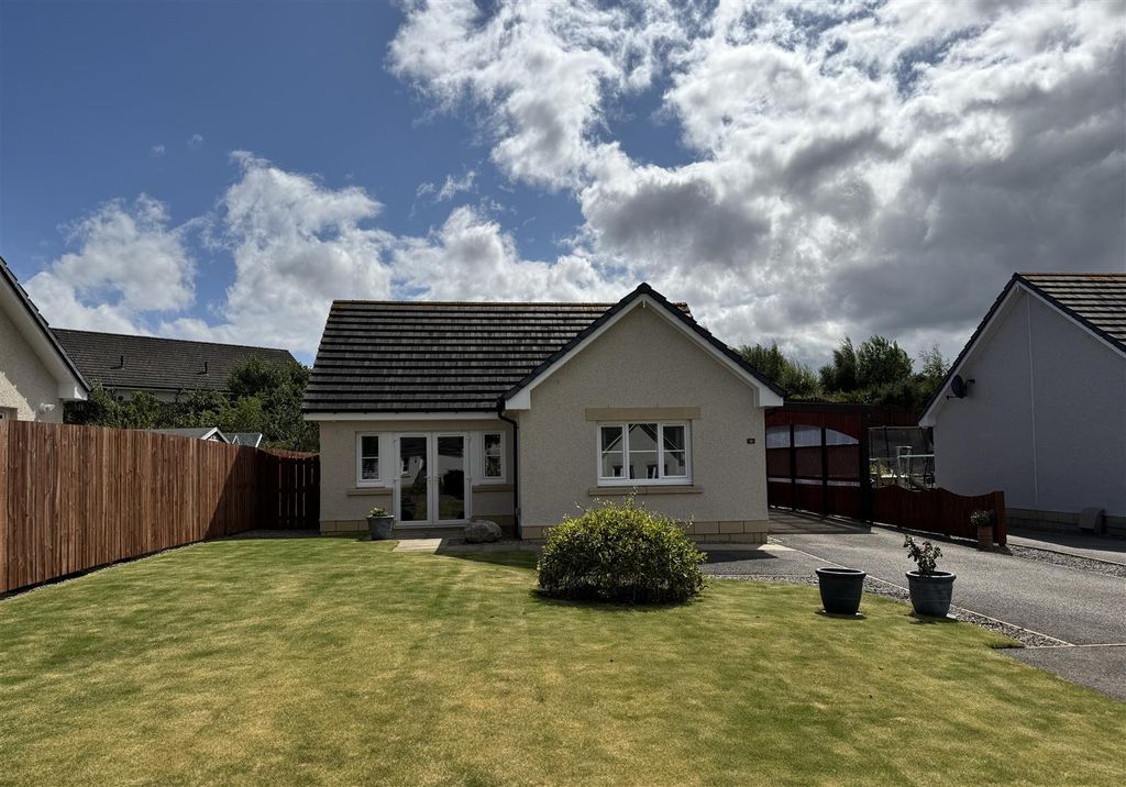Property photo 1 of 17 Front .Jpg