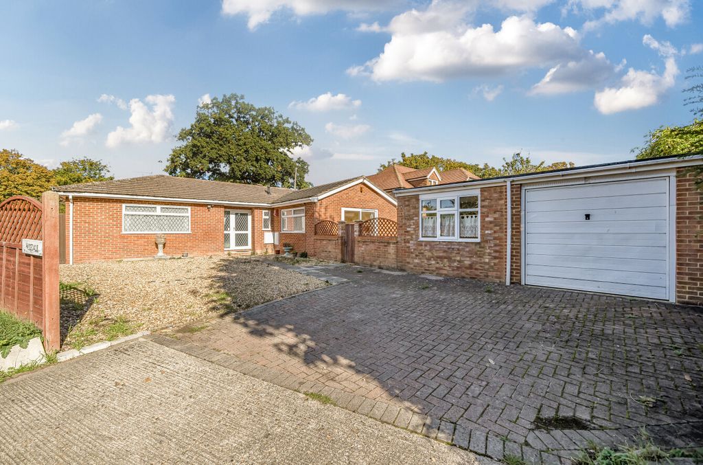 Property photo 1 of 21 1360225-2-68Dba93...