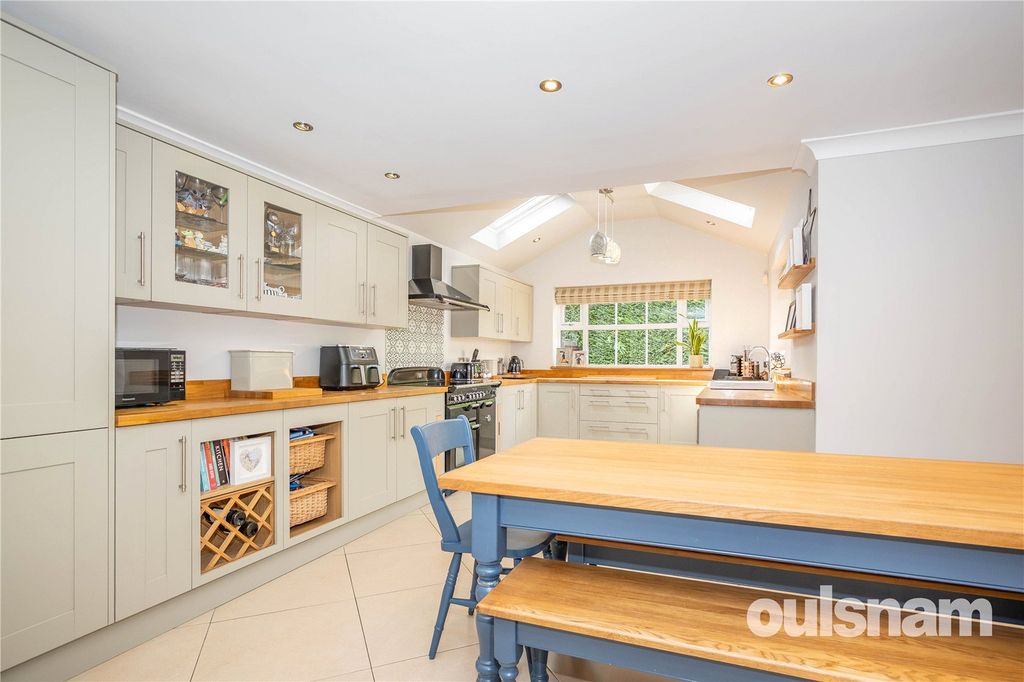 Property photo 2 of 33 Picture No. 06