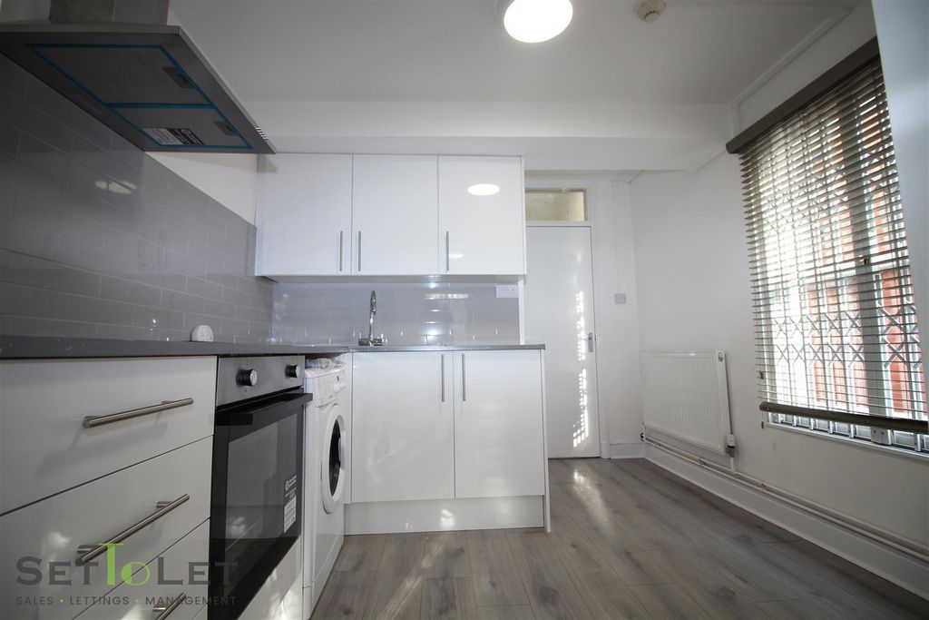 Property photo 1 of 7 Img_0048.Jpg