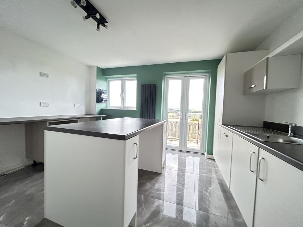 Property photo 3 of 14 Img_6144