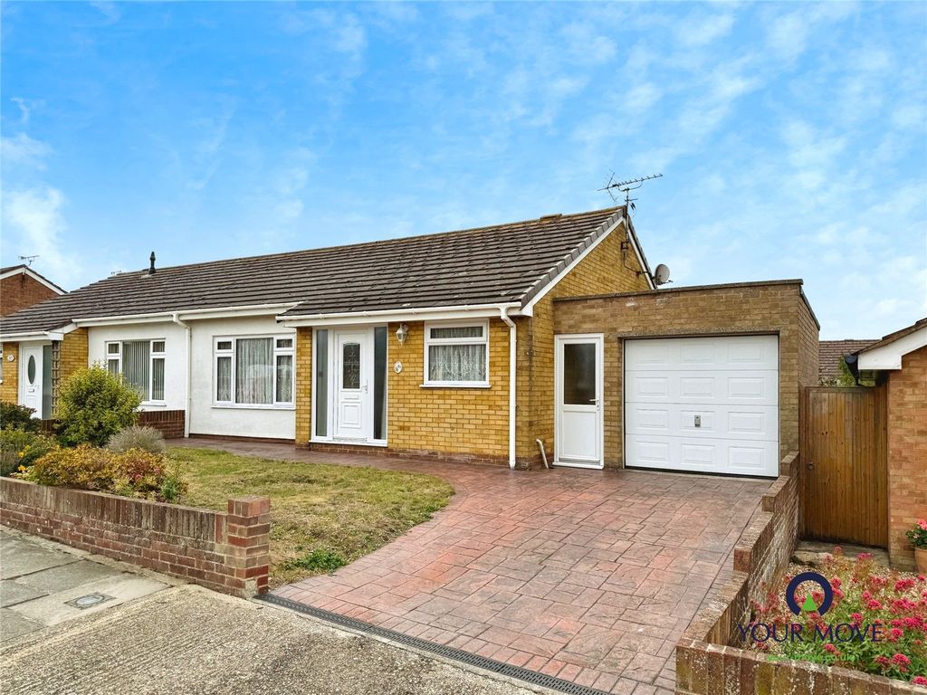 Property photo 1 of 13 External