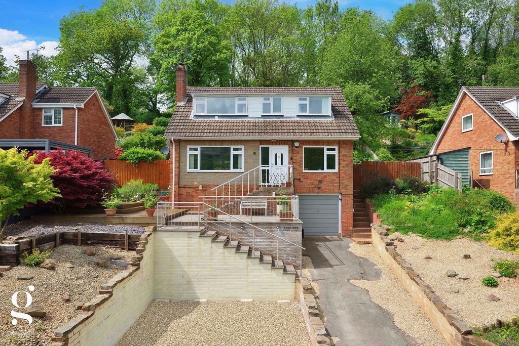 Property photo 2 of 38