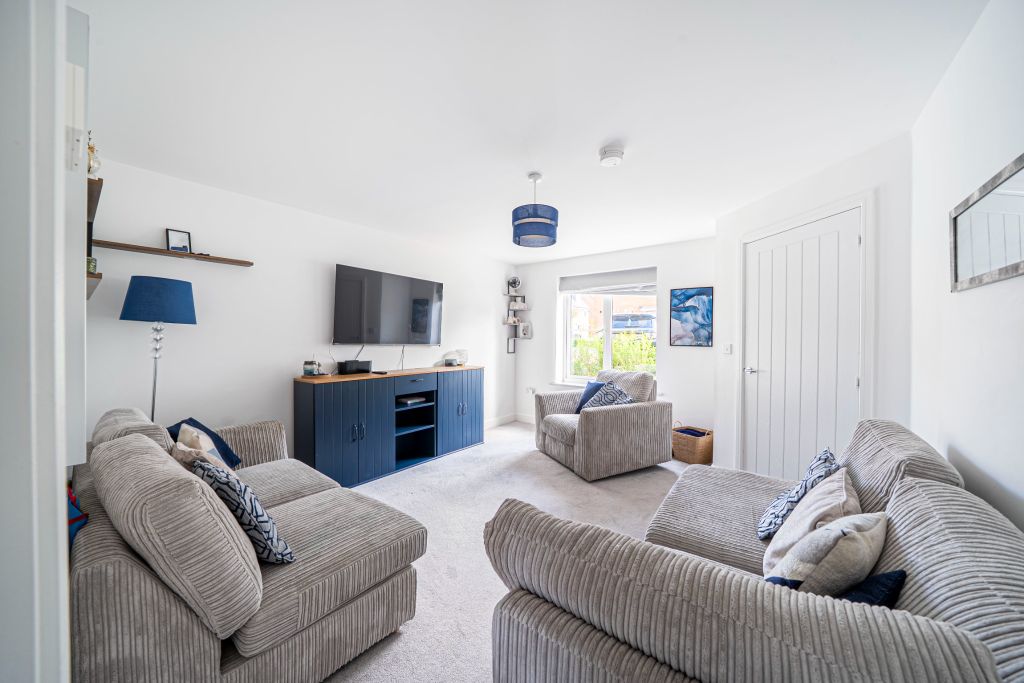 Property photo 3 of 22