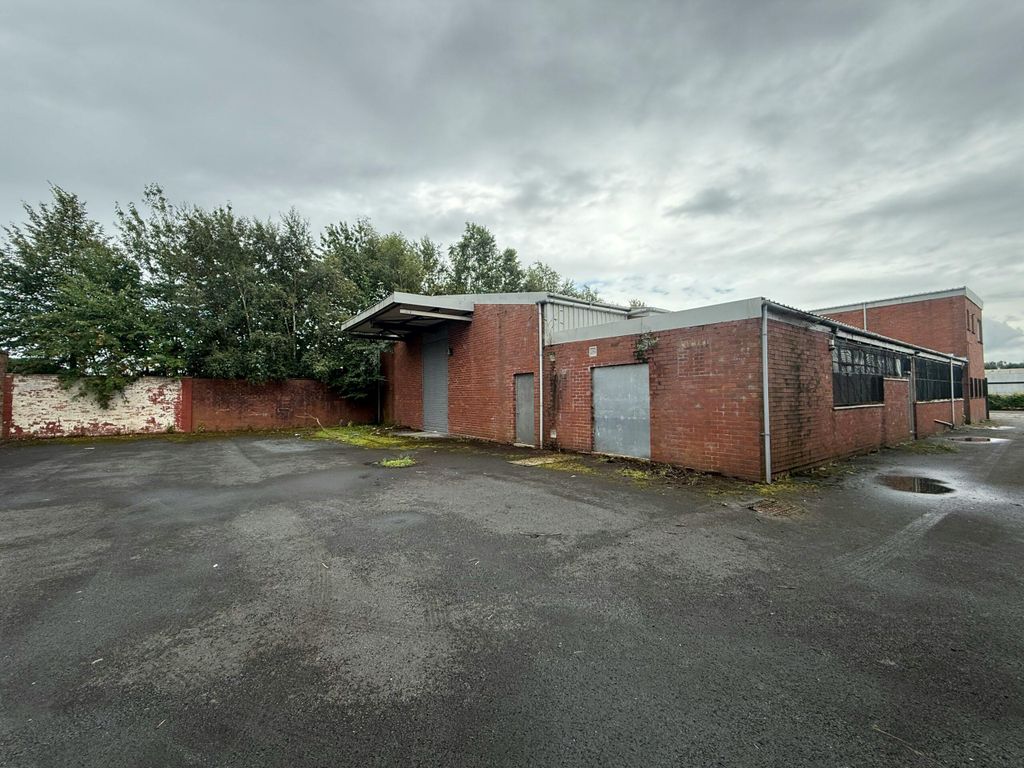 Property photo 1 of 11 Image 5