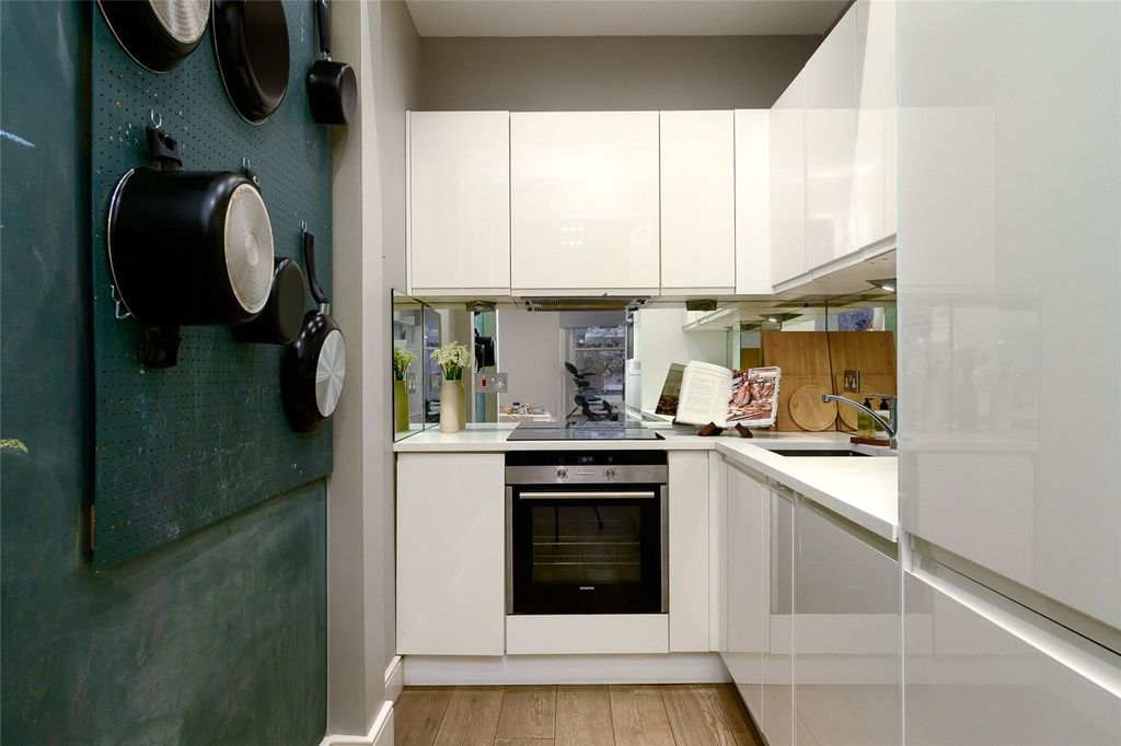 Property photo 2 of 26 Kitchen