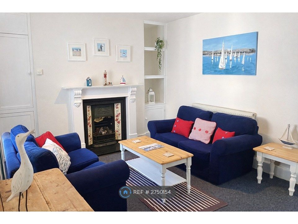 Property photo 1 of 13 Comfy Lounge