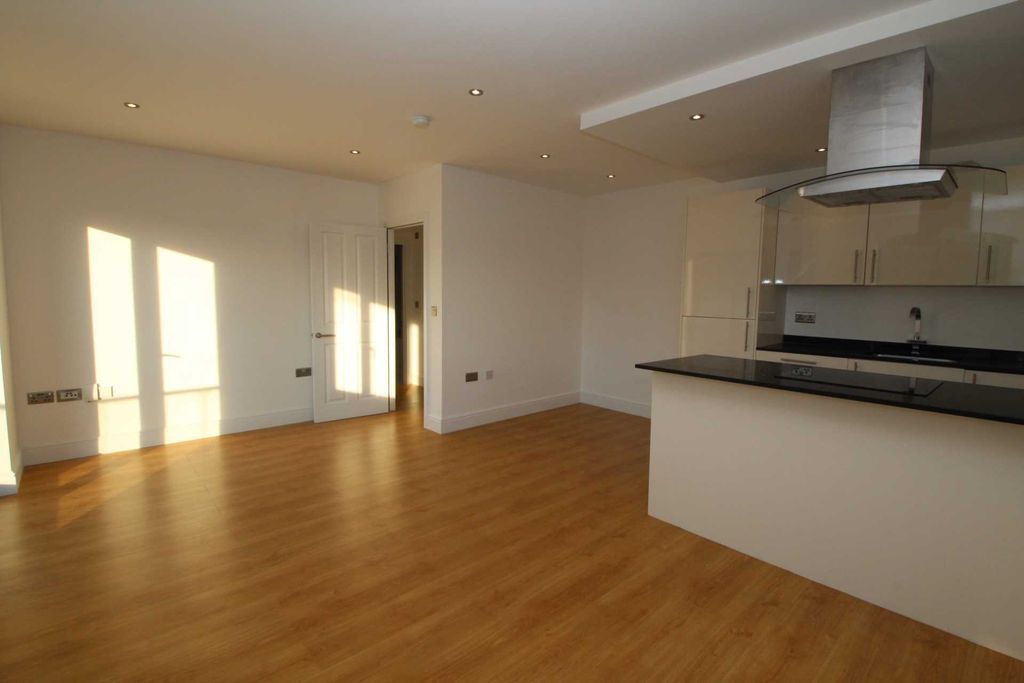 Property photo 3 of 6 Photo