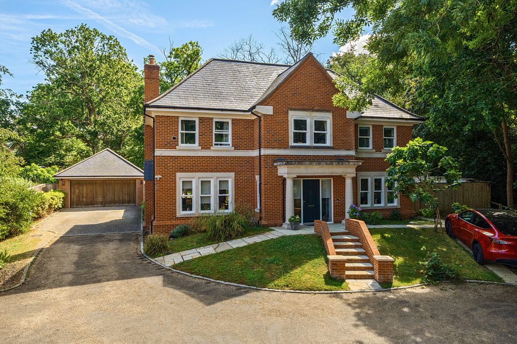 Property photo 1 of 13