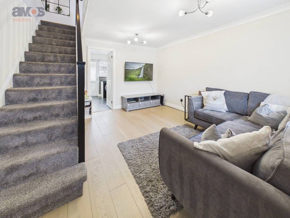 Property photo 2 of 19 5016024