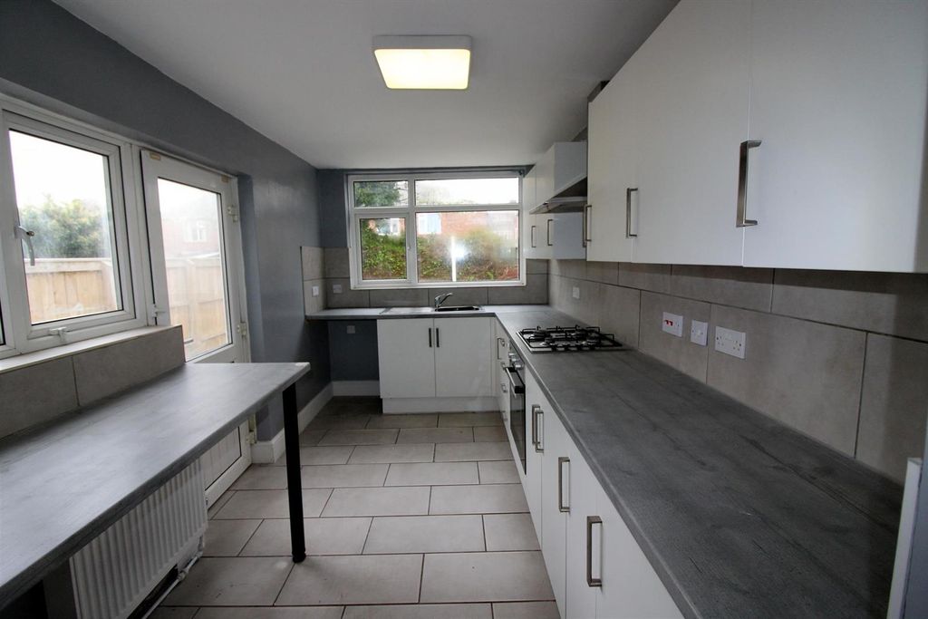 Property photo 2 of 12 Kitchen.Jpg