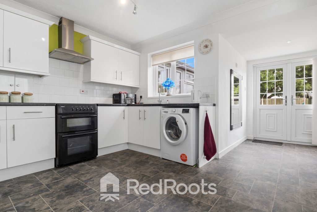 Property photo 2 of 29 5386942