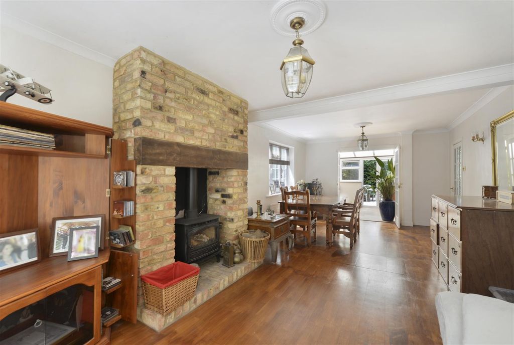 Property photo 3 of 35 08