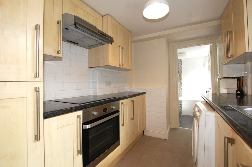 Property photo 3 of 8