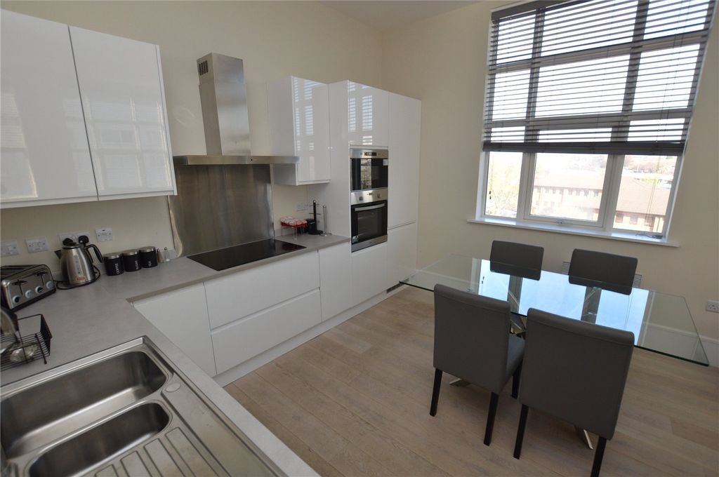 Property photo 3 of 11 Picture No. 08