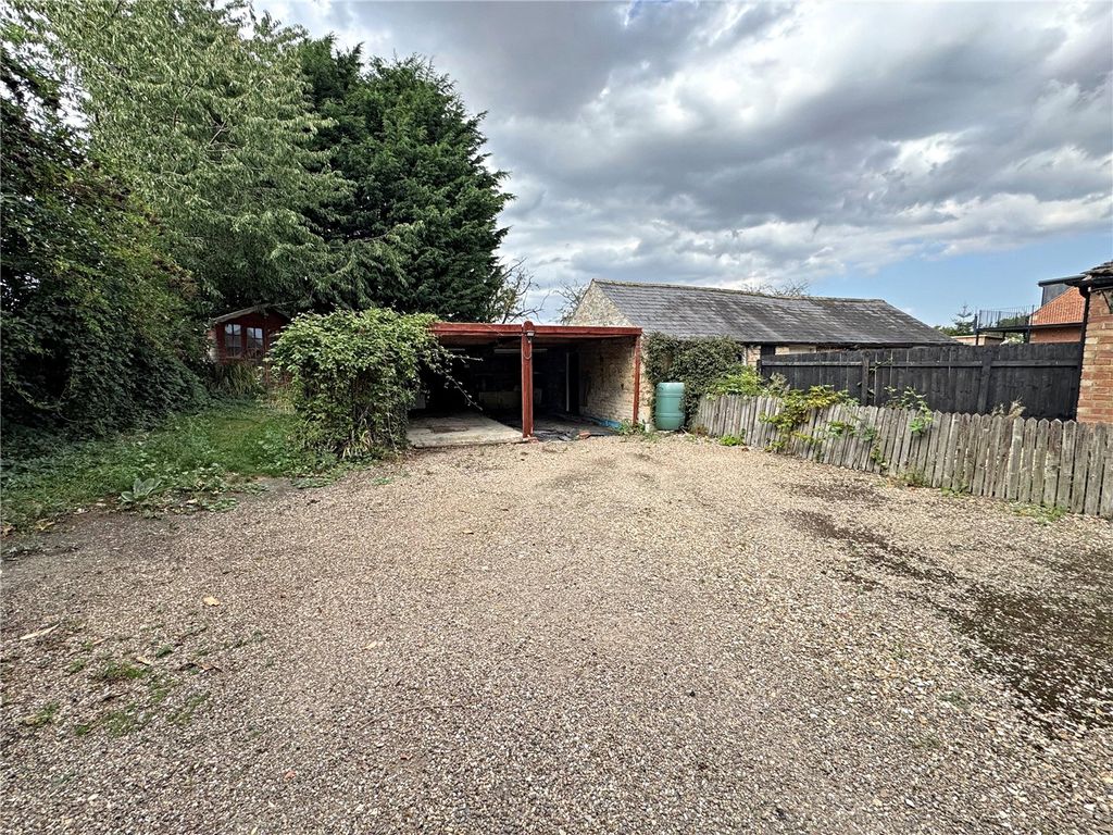 Property photo 3 of 10 Picture No. 11