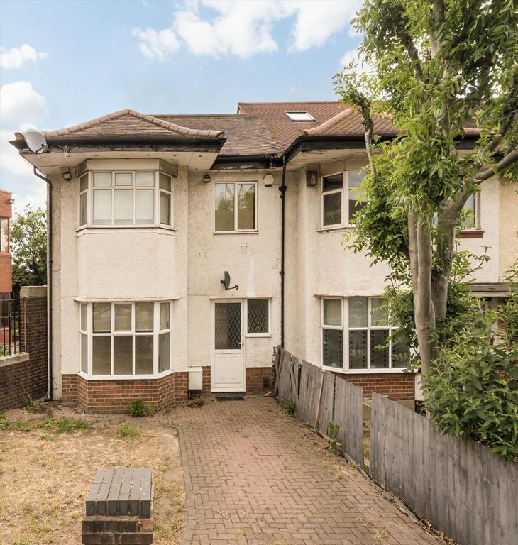 Property photo 1 of 8