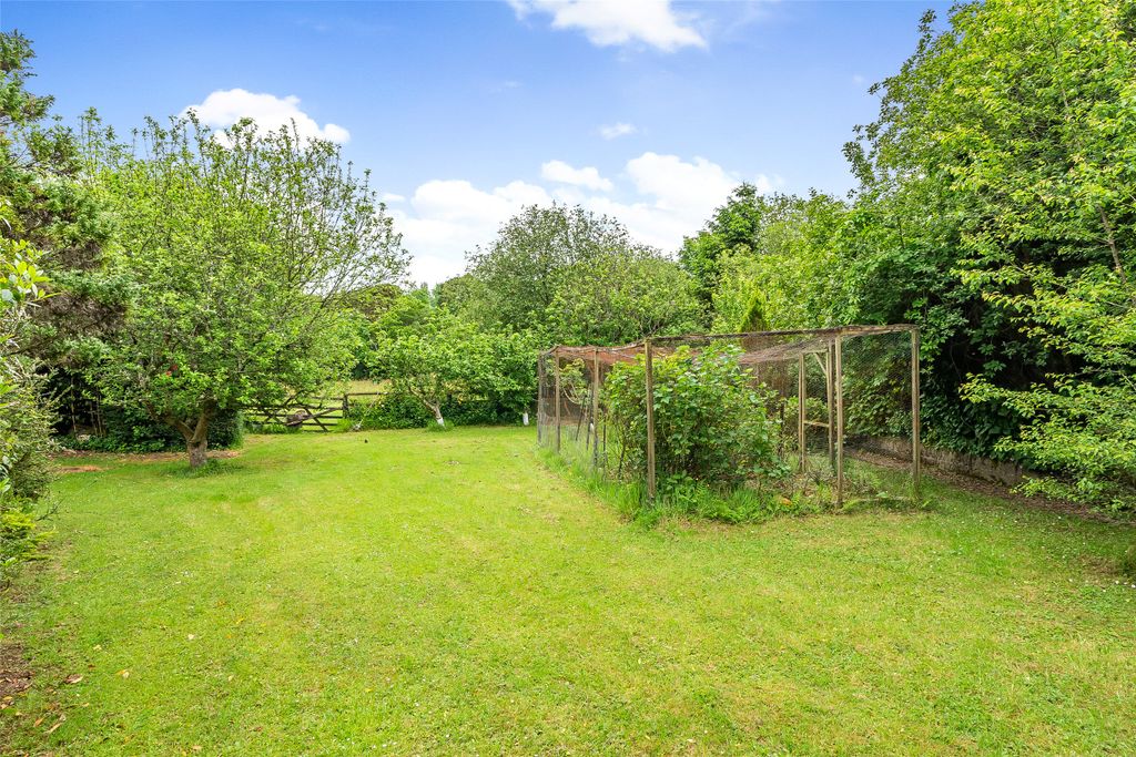 Property photo 3 of 19 Picture No. 11