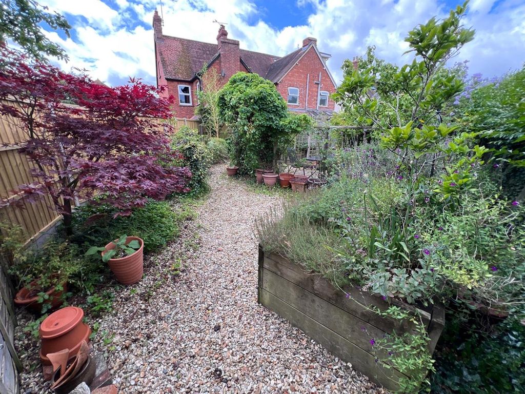 Property photo 1 of 17 61B18F68-4E2A-4F5c-8310-E627c4072807.Jpeg