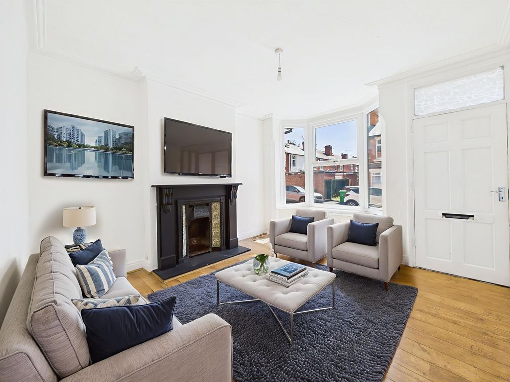Property photo 2 of 14 Lounge (Virtually Furnished)