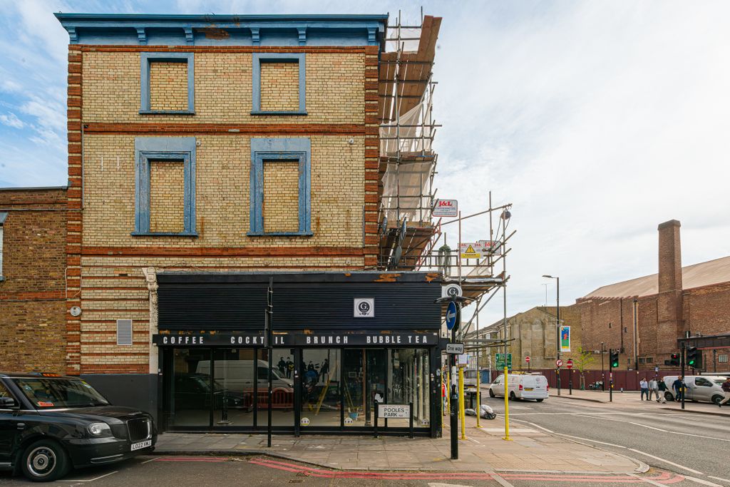 Property photo 1 of 11 Seven Sisters Road 187-001