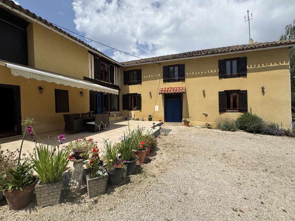 Property photo 1 of 26