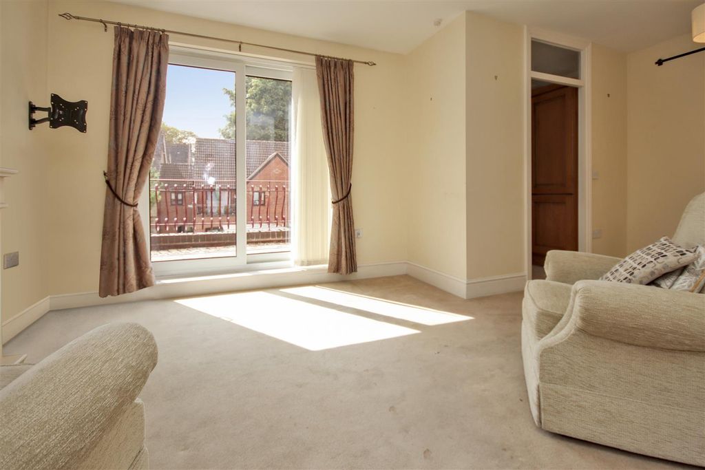 Property photo 2 of 17 Img_8244.Jpg