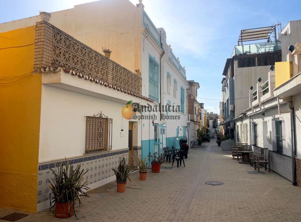 Property photo 2 of 36