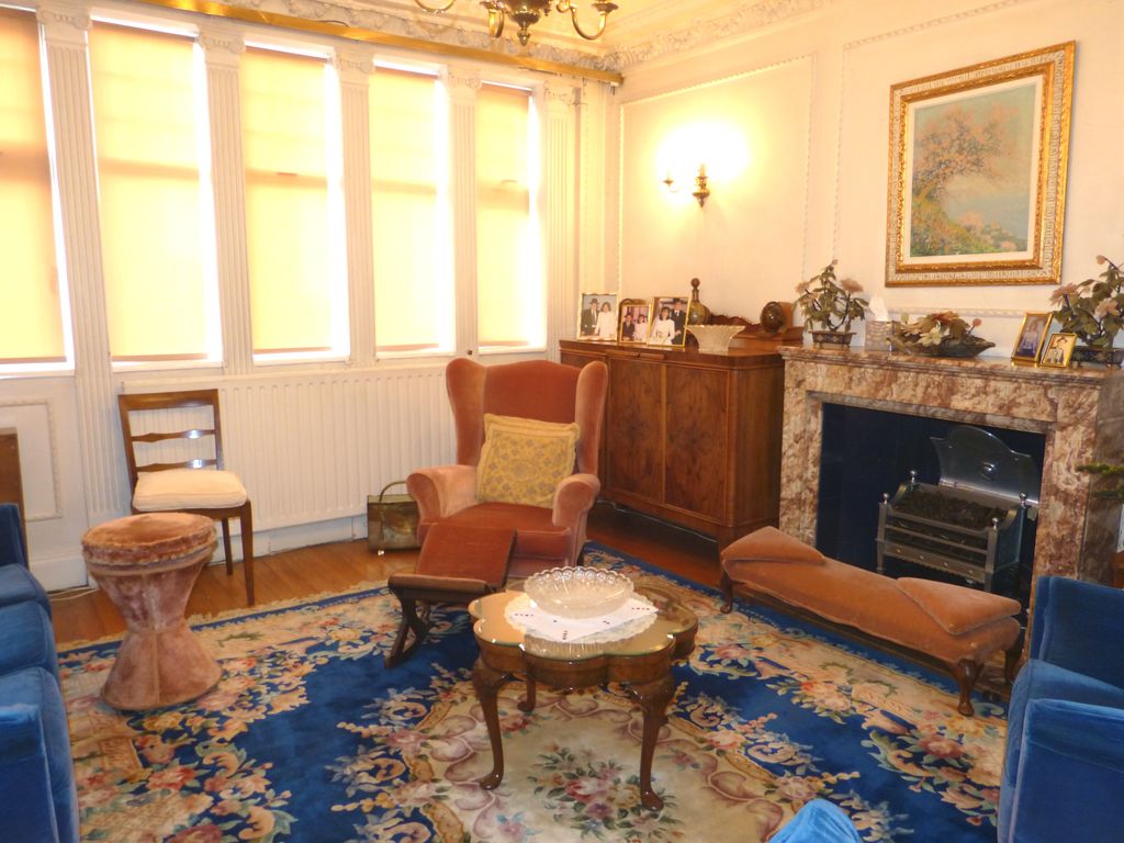 Property photo 3 of 11