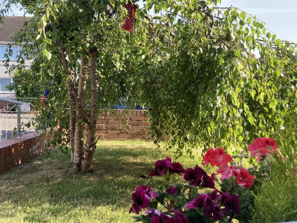 Property photo 3 of 18 External 3.Jpeg