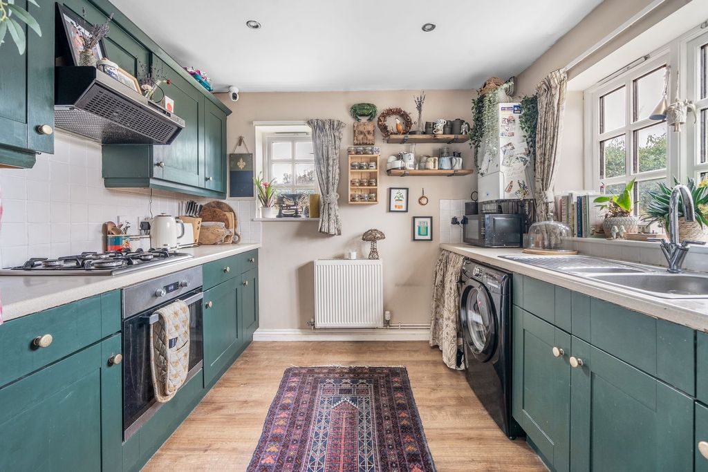 Property photo 3 of 22