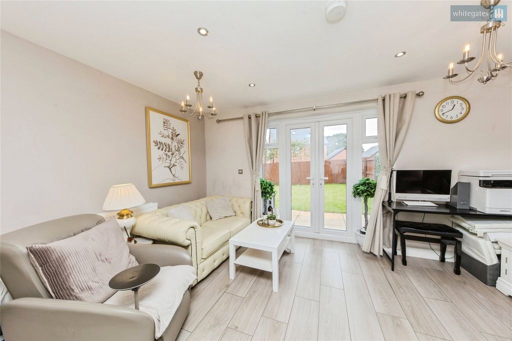 Property photo 2 of 17 Picture No. 02