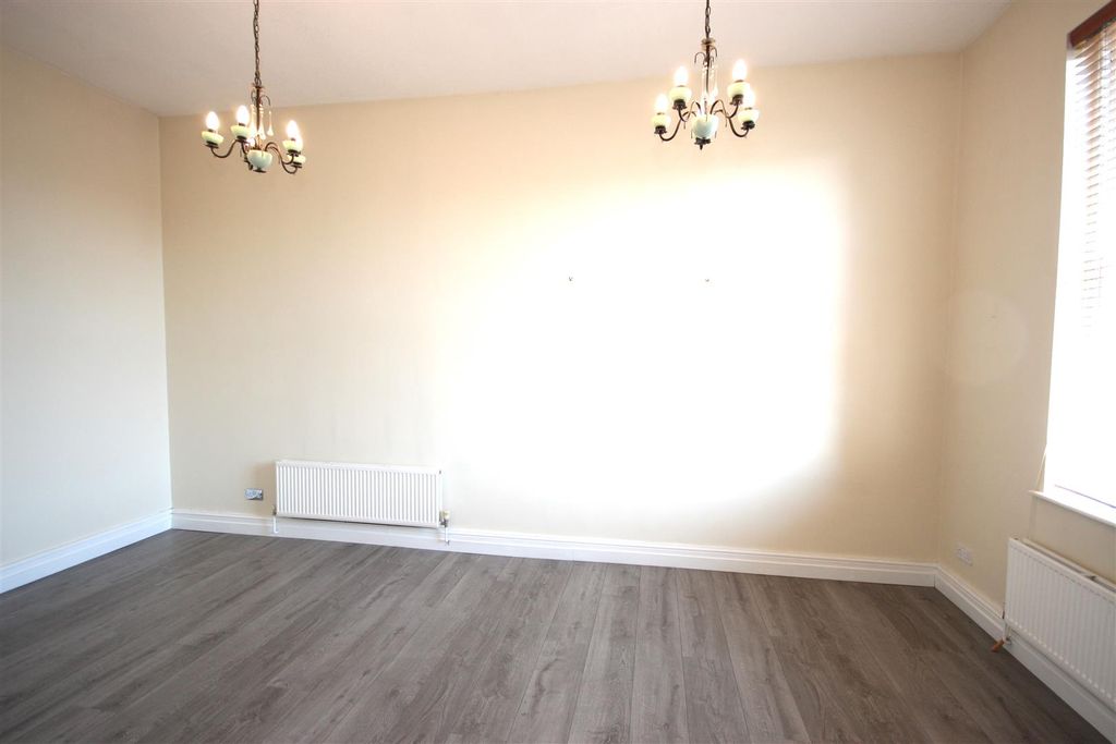 Property photo 3 of 14 Img_4468.Jpg