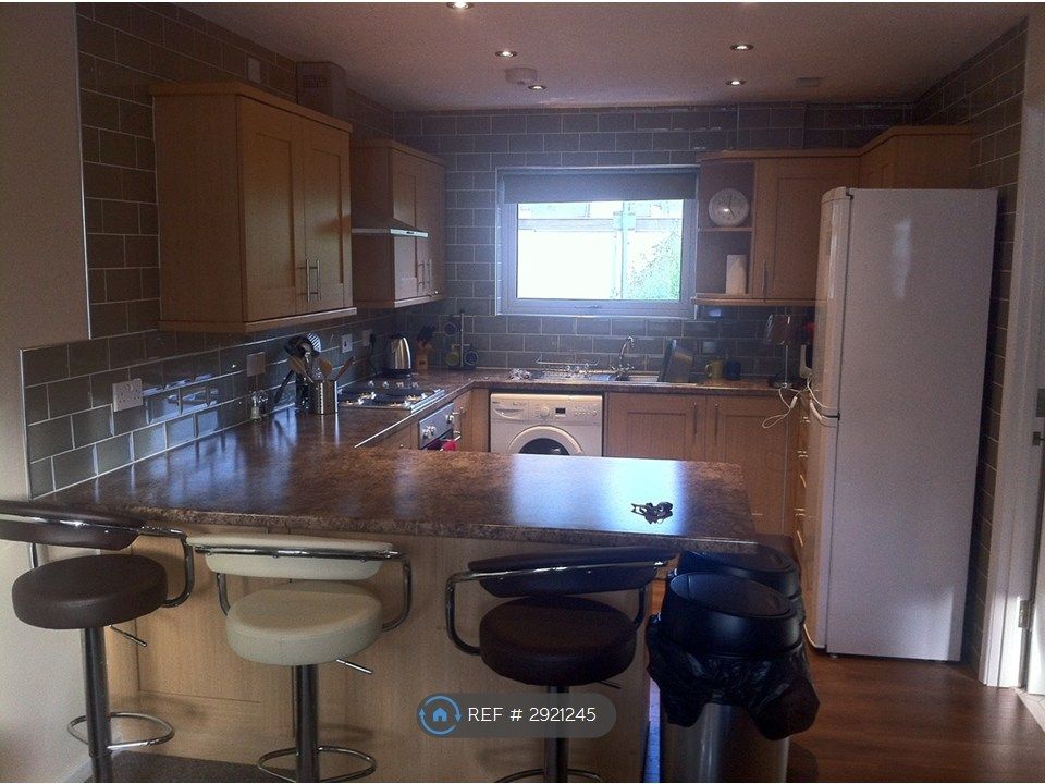 Property photo 3 of 5