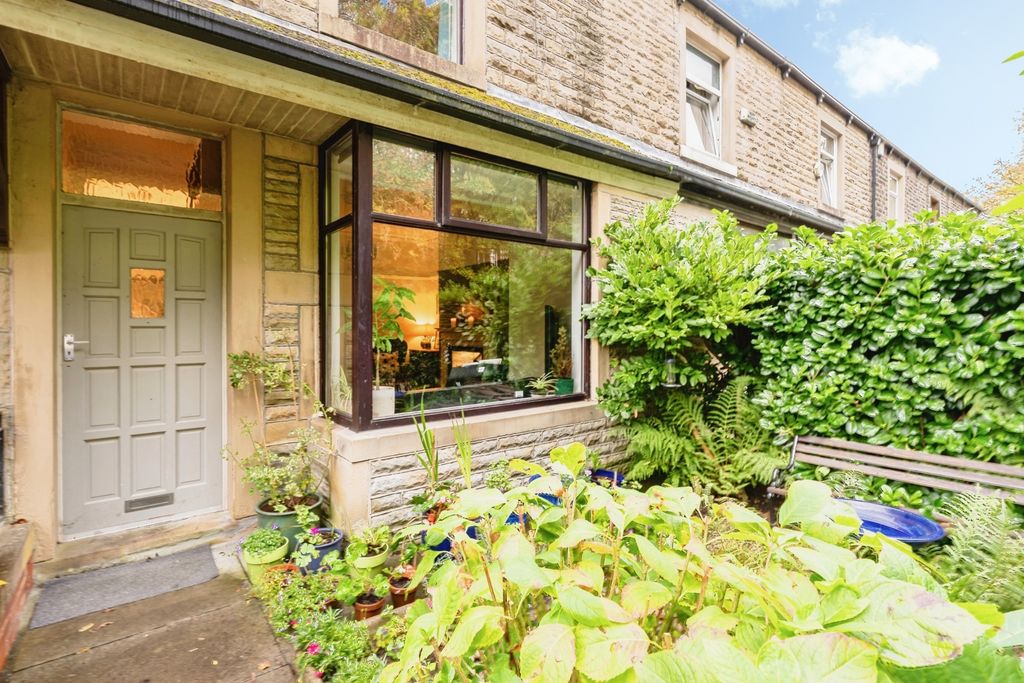 Property photo 1 of 18 Pbox-Img.Jpg