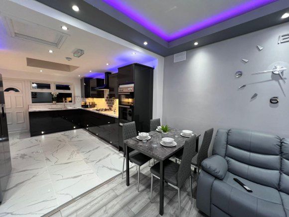 Property photo 1 of 19 191E2Ae4-25C5-4E6E-B18A-Fb70982DC60A.Jpeg