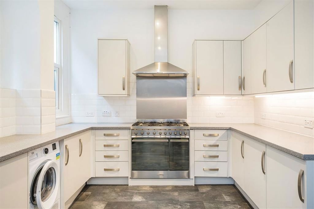 Property photo 3 of 8