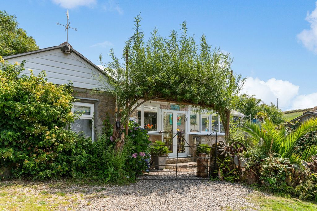 Property photo 1 of 22