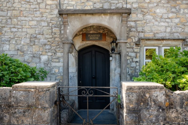 Property photo 3 of 36 Plaisted-House-10_A795-B60c-Cba2-A23A-Da1B-859A-59