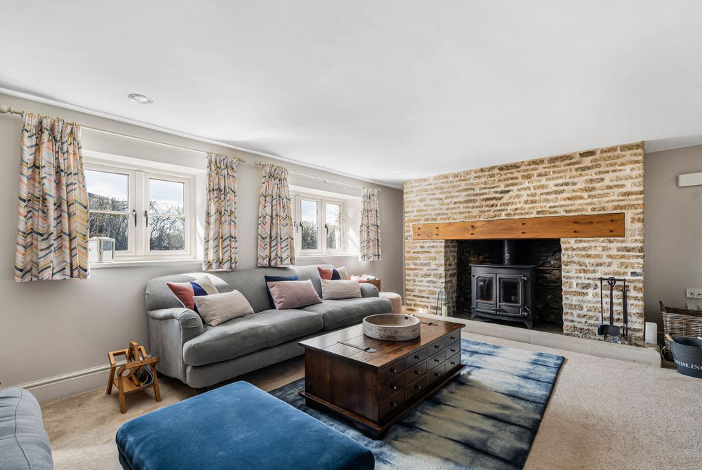 Property photo 2 of 22 36_75786.Jpg