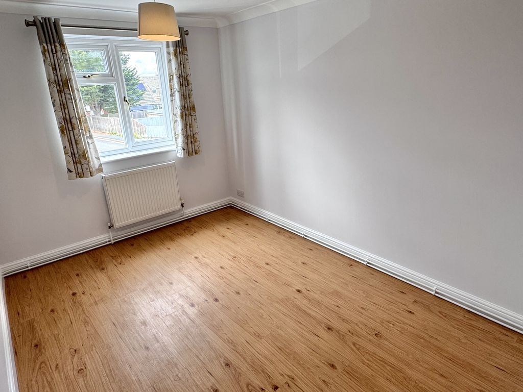 Property photo 3 of 6 Img_9823