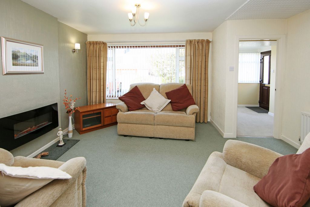 Property photo 3 of 24 Photo 9