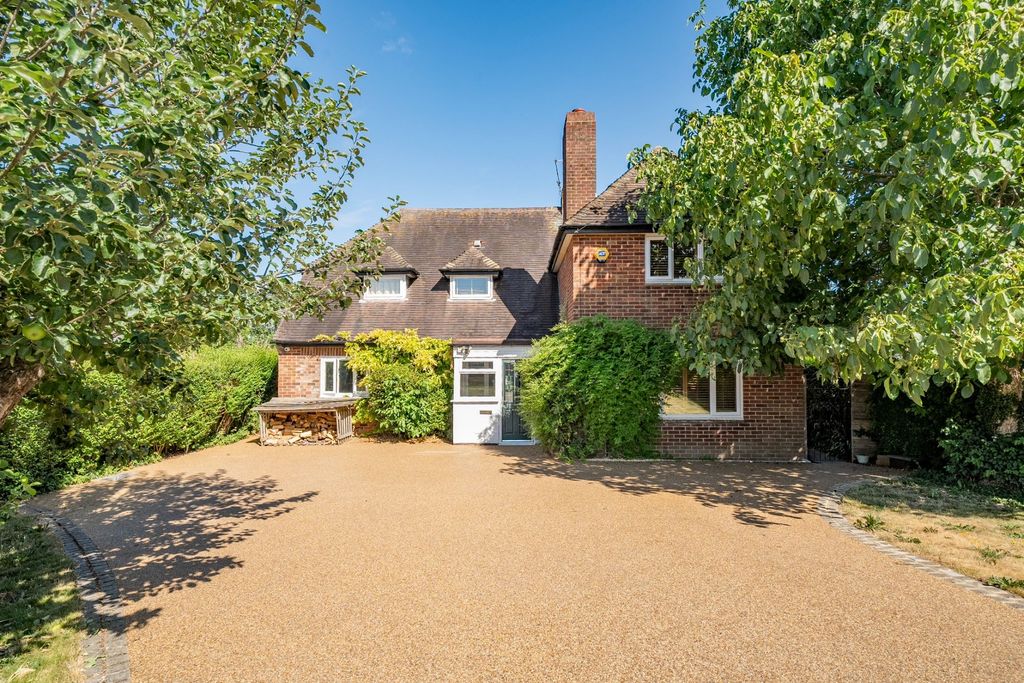 Property photo 1 of 31