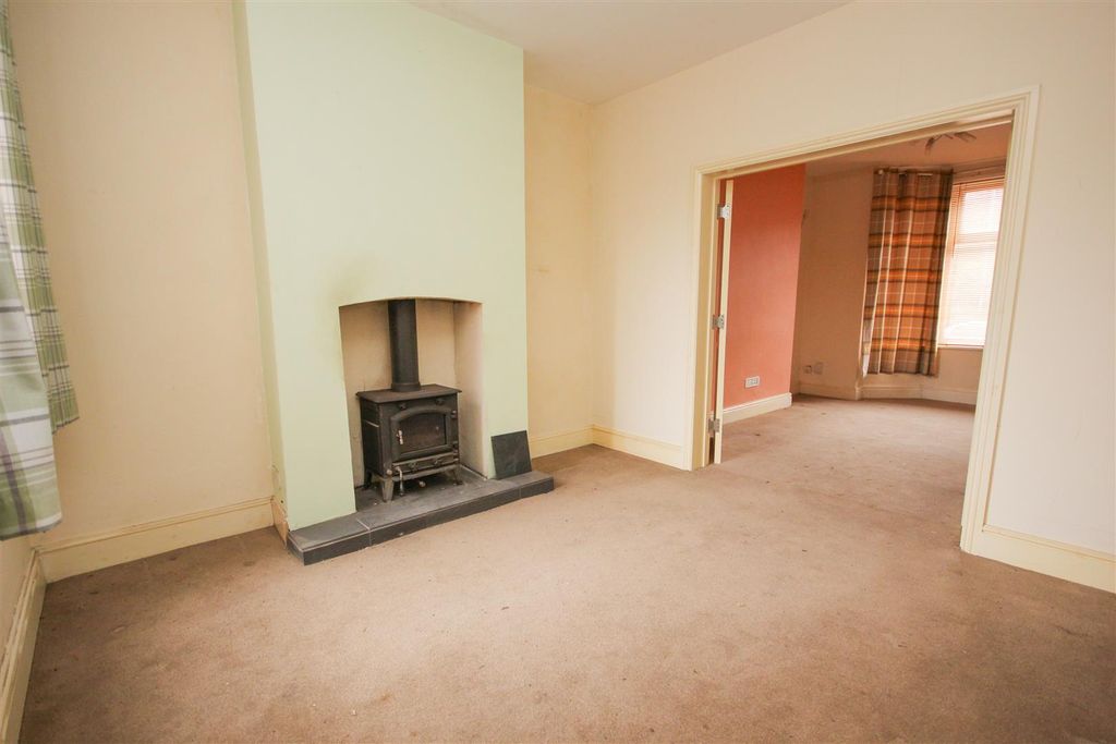 Property photo 3 of 12 Img_8855.Jpg